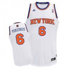 NBA Kristaps Porzingis Swingman Men's White Jersey - Adidas New York Knicks &6 Home