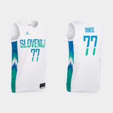 Slovénie # 77 Luka Doncic Blanc Home Basketball Maillot